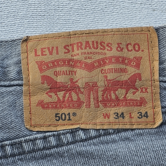 Levi's Men's Straight Jeans in Slate Gray - Picture 3 of 6